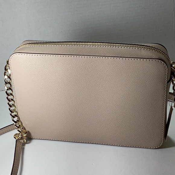 MICHAEL Michael Kors
Jet Set Large Saffiano Leather Crossbody. - Picture 7 of 9